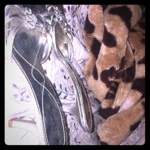 Cute Diamond Heels . Comfy